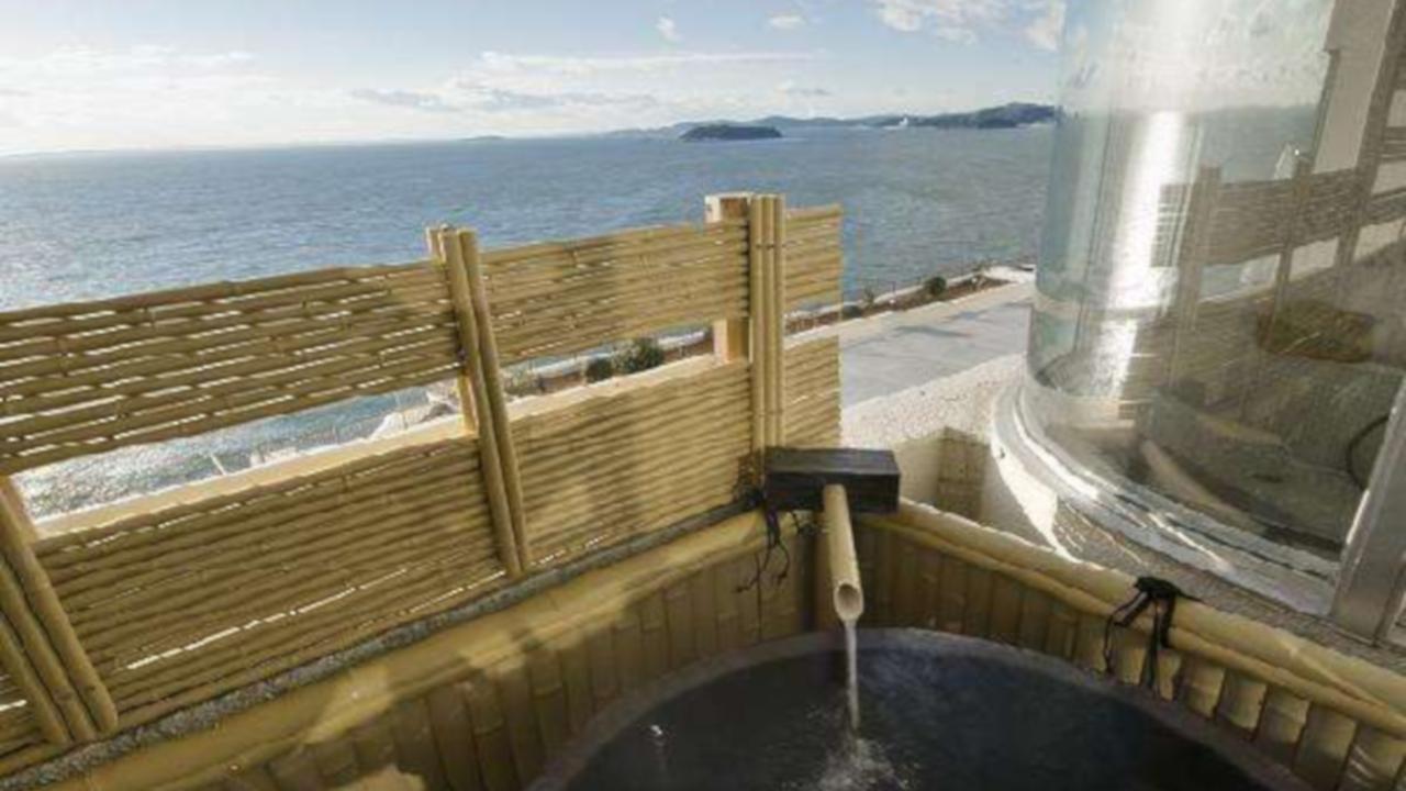 Hotel Tatsuki Gamagori Kültér fotó